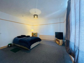 Bed & breakfast at Bristol double private room